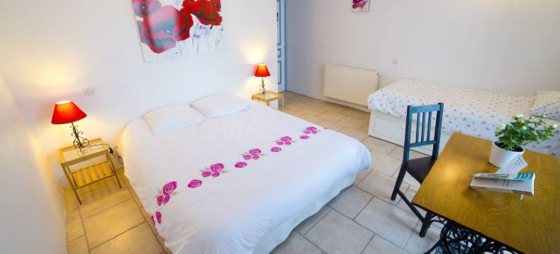 多曼斯和喷泉民宿(Chambres d'hôtes Entre Dolmens et Fontaines)图片