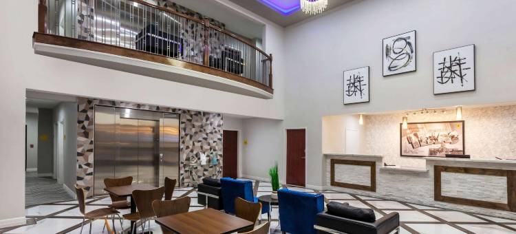 金伍德休斯顿北温德姆速8酒店(Super 8 by Wyndham Kingwood Houston North)图片