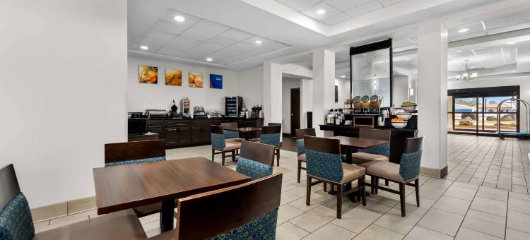奥古斯塔西部舒适酒店及套房，靠近戈登堡(Comfort Inn & Suites Augusta West Near Fort Gordon)图片