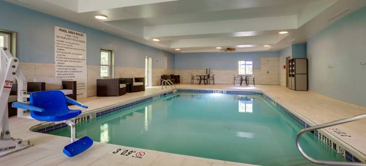 智选假日套房酒店海恩斯维尔(Holiday Inn Express & Suites Hinesville East - Fort Stewart)图片