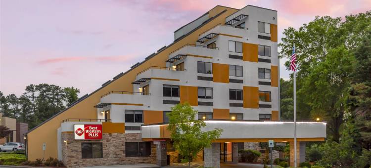 罗利克拉布特里谷贝斯特韦斯特优质酒店(Best Western Plus Raleigh Crabtree Valley Hotel)图片