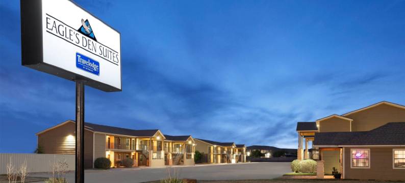 安德鲁斯鹰巢套房酒店 - 温德姆旅屋酒店(Eagle's Den Suites Andrews a Travelodge by Wyndham)图片