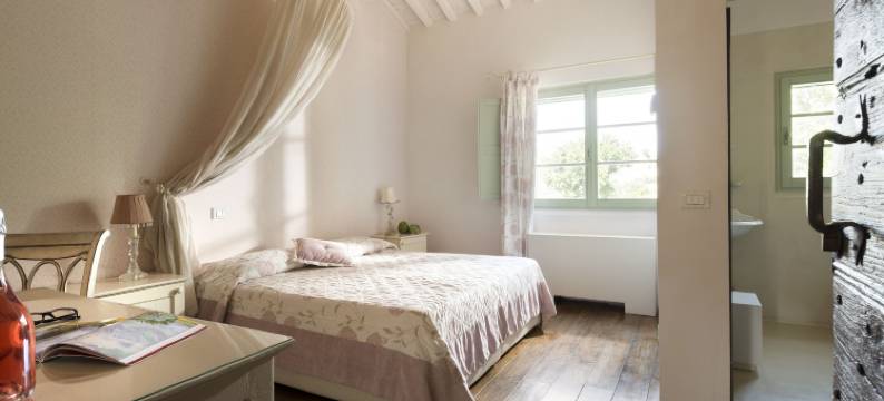 乌尔比诺酒店-桑蒂詹姆斯和菲利普地产集团(Tenuta Santi Giacomo e Filippo)图片