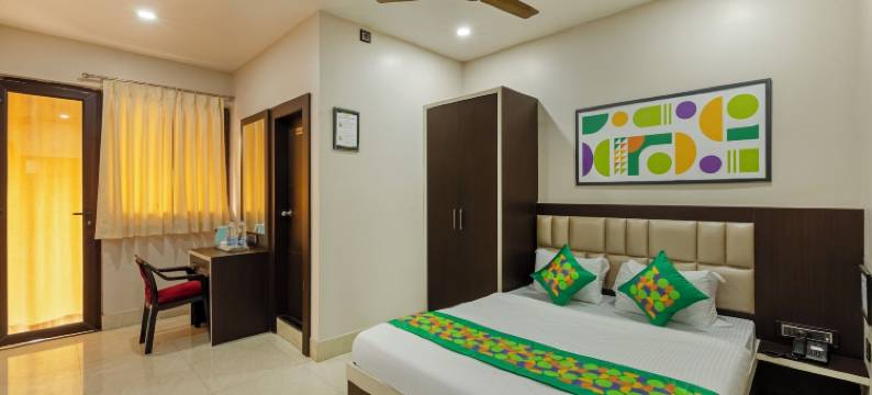 比斯图普尔的Treebo金色沙滩(Treebo the Golden Sands, Bistupur)图片