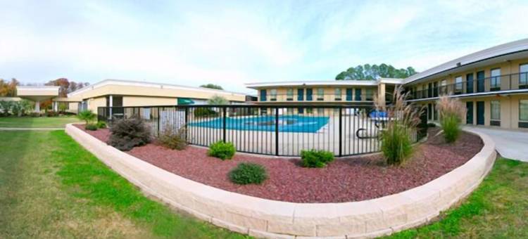 伊丽莎白城凯艺酒店-近大学(Quality Inn Elizabeth City Near University)图片