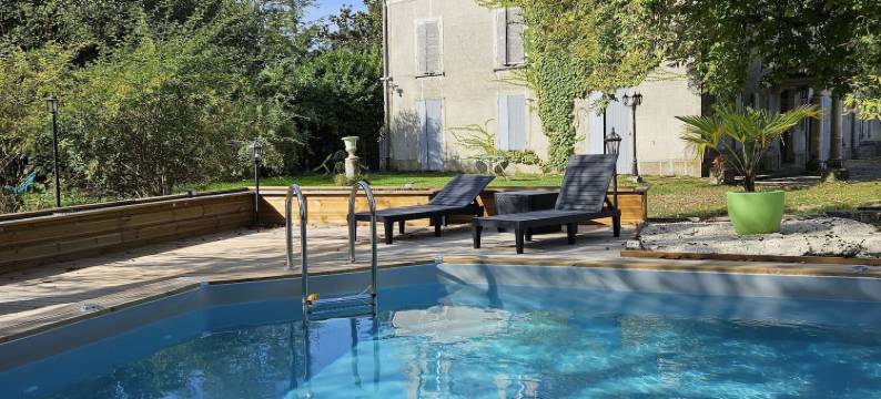 香布朗城堡酒店(Château de Champblanc)图片