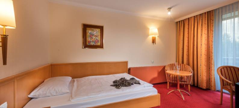 约翰巴德皇宫酒店(Johannesbad Hotel Palace - Kinder Bis 11 Jahre Urlauben Kostenfrei)图片