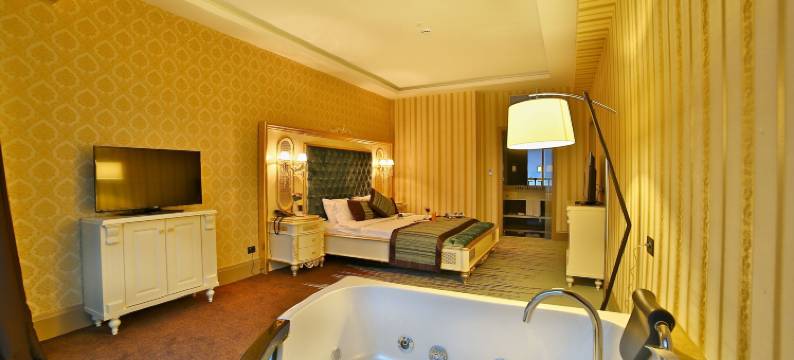 伊斯肯德伦温德姆华美达酒店(Ramada by Wyndham Iskenderun)图片