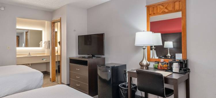 苏福尔斯机场 - 水上乐园及活动中心温德姆华美达饭店(Ramada by Wyndham Sioux Falls Airport-Waterpark & Event Ctr)图片