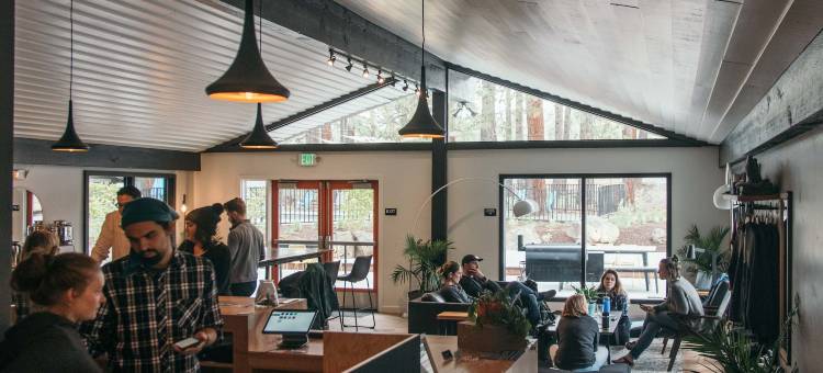 LOGE本德酒店(LOGE Camps Bend)图片