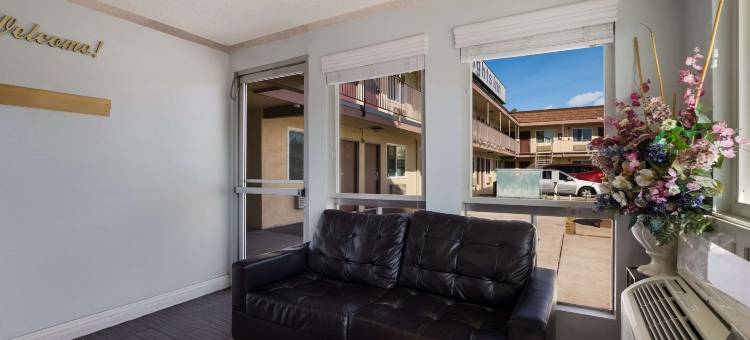 罗德威旅馆圣贝纳迪诺 - 科尔顿(Rodeway Inn San Bernardino - Colton)图片