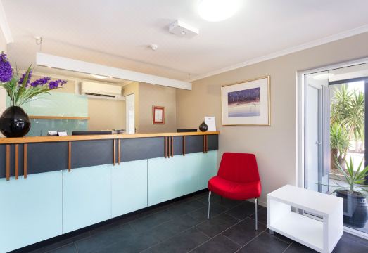 Rocklea International Motel Hotel Overview