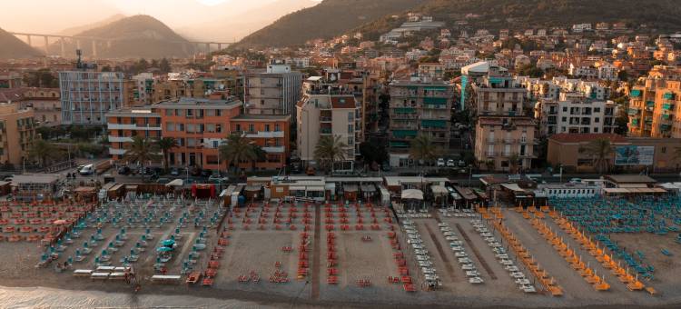 乔利罗杰酒店(Hotel Jolly Roger)图片