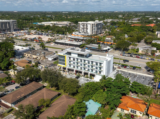 米兰阿文图拉酒店