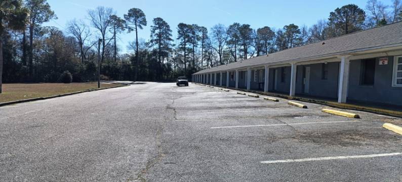 皇冠旅馆 OYO 奥兰治堡301号公路(Crown Inn By Oyo Orangeburg Hwy 301)图片