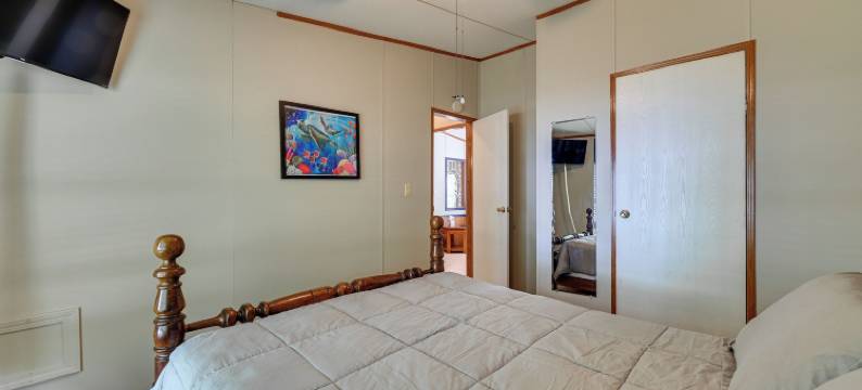 距海滩通道5个街区：桑德斯岛度假屋！(5 Blocks to Beach Access: Sanders Island Getaway!)图片