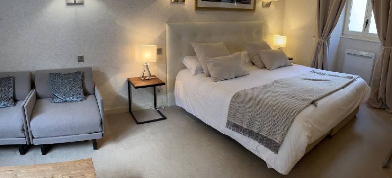 美萨格里斯酒店(Logis Hôtel des Messageries)图片