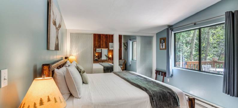 清溪小屋：霍比特人的度假屋！(Cabin on Clear Creek A Hobbits Retreat!)图片