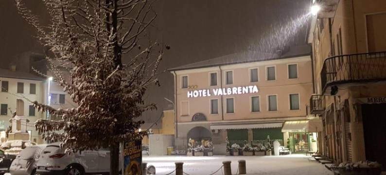 瓦布仁达酒店(Hotel Valbrenta)图片