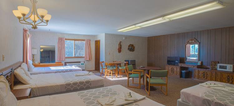 OYO 爱之酒店在莫霍克辛湖 WI 托马霍克(Love Hotels Tomahawk by OYO at Lake Mohawksin WI)图片