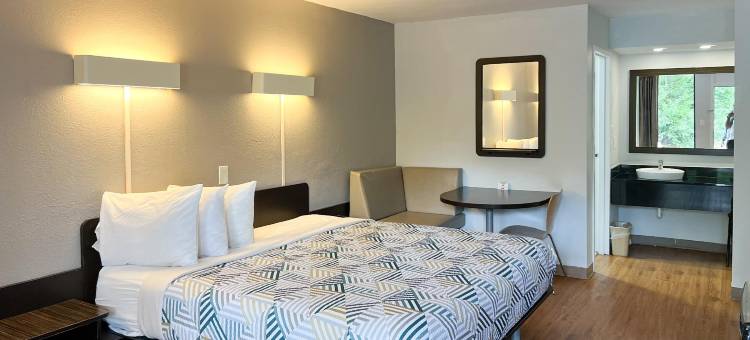 纽南6号汽车旅馆(Motel 6 Newnan, GA)图片