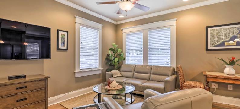 海德公园豪华工作室，地理位置优越！(Hyde Park Luxury Studio w/ Prime Location!)图片