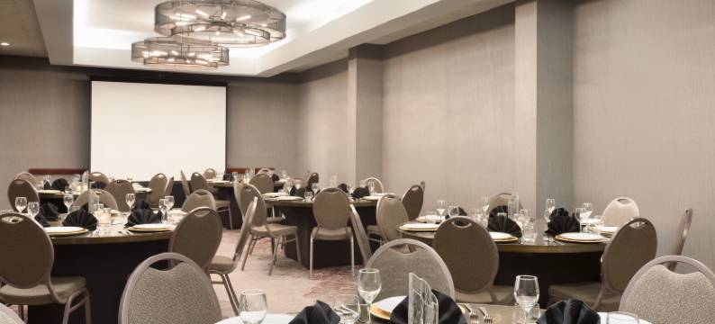 希尔顿惠庭套房酒店欧文橙县机场(Embassy Suites by Hilton Irvine Orange County Airport)图片