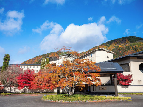 摺上亭大鸟酒店