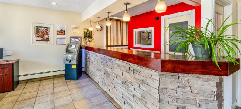 伊克诺海莱科尔套房旅馆(Econo Lodge Inn & Suites High Level)图片