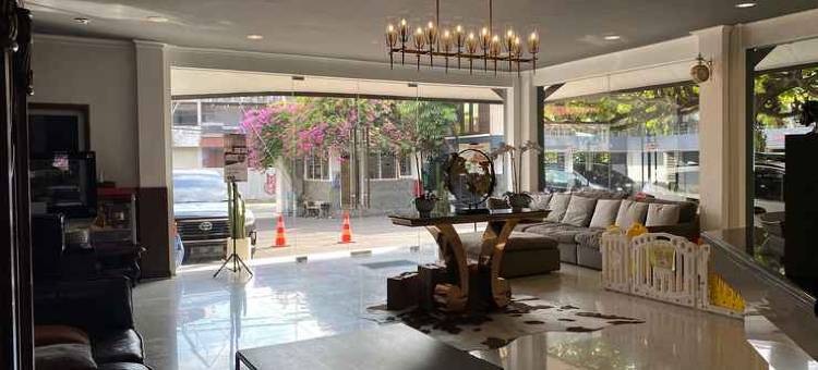 图隆阿贡成田酒店(Narita Hotel Tulungagung)图片