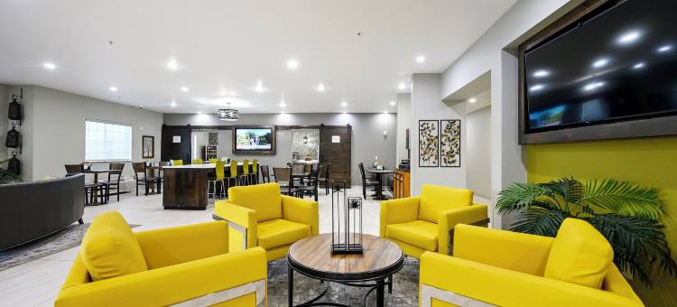 布罗肯鲍嗨威快捷酒店(HiWay Inn Express of Broken Bow)图片