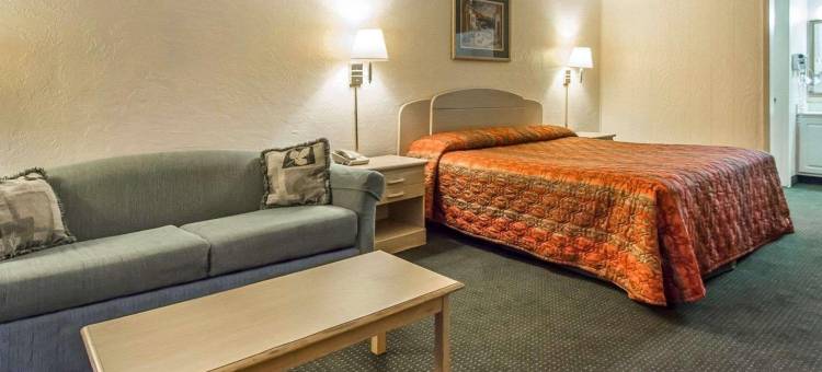 盖恩斯维尔大学区罗德威酒店(Rodeway Inn Gainesville - University Area)图片