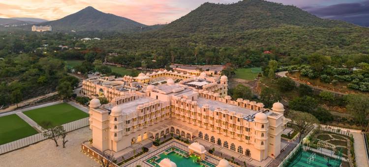 温德姆至尊乌代布尔Fateh Sagar 湖酒店(Wyndham Grand Udaipur Fateh Sagar Lake)图片