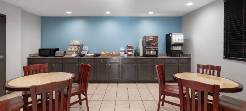 大学公园贝斯特路温德姆戴斯酒店(Days Inn by Wyndham College Park Airport Best Road)图片