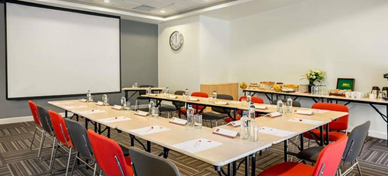 宜必思伊兹密尔阿尔山萨克酒店(Ibis Izmir Alsancak)图片