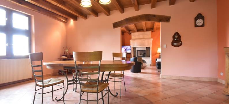 Luxurious Holiday Home in Domme with Swimming Pool图片