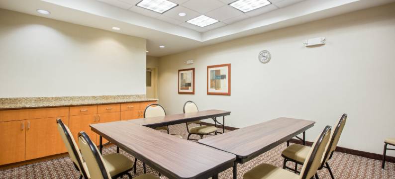 Candlewood Suites 匹兹堡蔓越莓 by IHG(Candlewood Suites PITTSBURGH-CRANBERRY by IHG)图片
