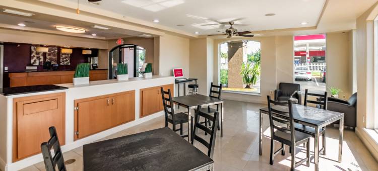 南奥兰多-佛罗里达购物中心红屋顶客栈汽车旅馆(Red Roof Inn Orlando South - Florida Mall)图片