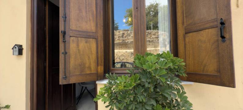 华丽套房酒店(Deluxe Suites)图片