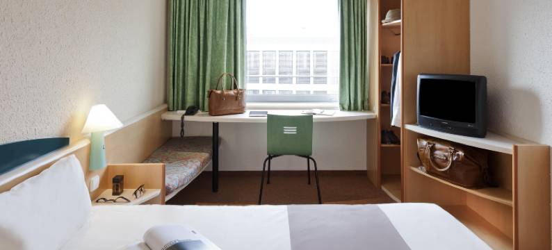 宜必思马德里阿尔科尔孔崔萨瓜斯酒店(Ibis Madrid Alcorcon Tresaguas)图片