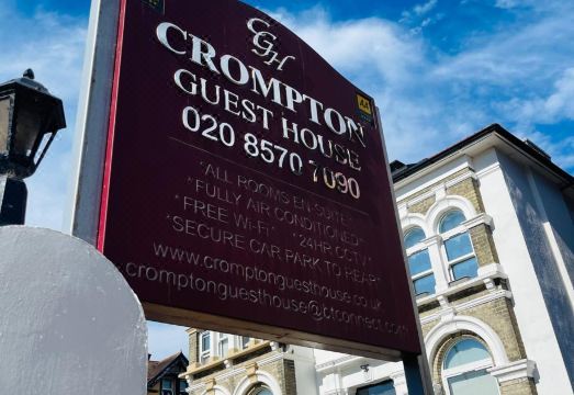Crompton Guest House Hotel Overview