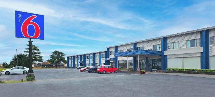 苏圣玛丽 6 号汽车旅馆(Motel 6 Sault Ste. Marie, ON)图片