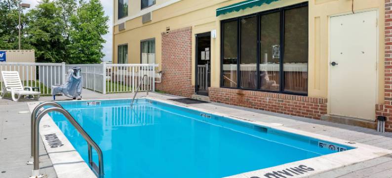 康福特套房多佛大学区(Comfort Suites Dover University Area)图片