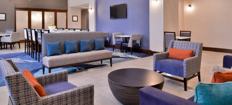 遗产公园欢朋酒店及套房 - 弗赖拉辛(Hampton Inn & Suites Legacy Park-Frisco)图片