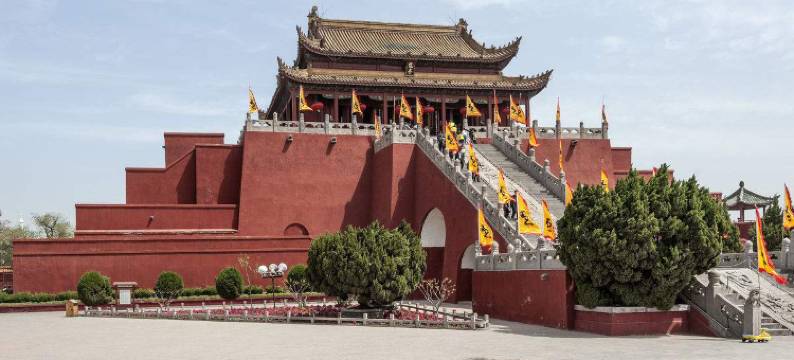 开封河畔15号酒店(清明上河园河南大学金明校区店)图片