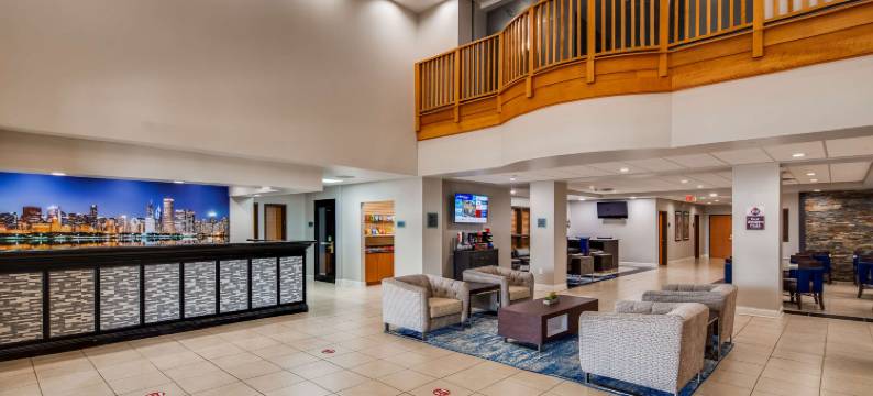 尚佩恩/厄巴纳贝斯特韦斯特优质酒(Best Western Plus Champaign/Urbana Inn)图片