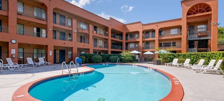 杰克逊维尔-贝梅多斯品质酒店及套房(Quality Inn & Suites Jacksonville-Baymeadows)图片