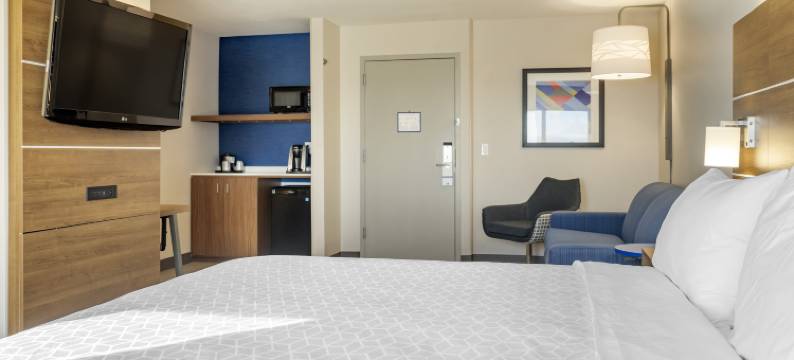 阿尔伯克基城智选假日酒店&套房(Holiday Inn Express & Suites ALBUQUERQUE MIDTOWN by IHG)图片