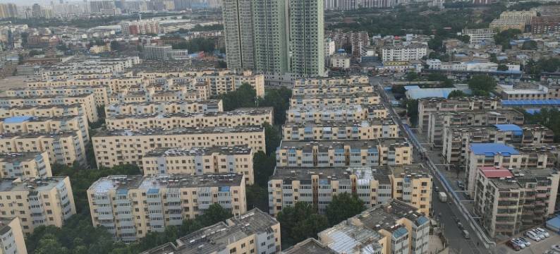 MBZjzy12702公寓(芳菲路1号分店)图片