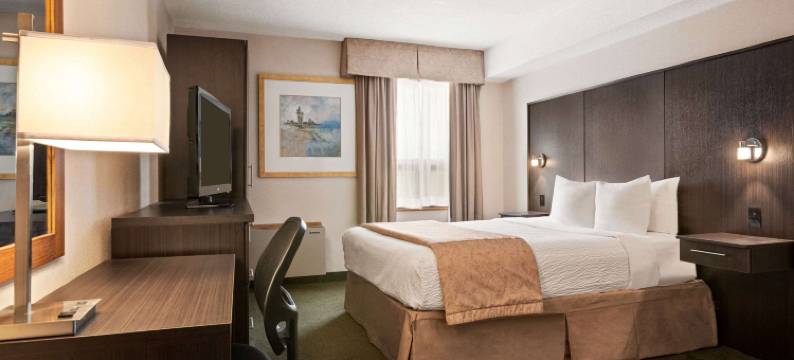 伦弗鲁温德姆戴斯酒店及会议中心(Days Inn by Wyndham Renfrew Conference Centre)图片